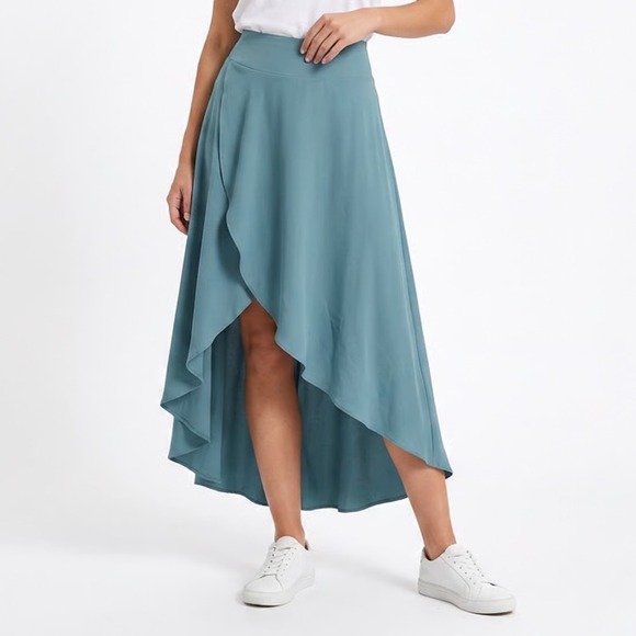 HALARA Dresses & Skirts - Halara Breezeful High Waisted Ruffle Skort Maxi Skirt Teal Blue Womens Size M